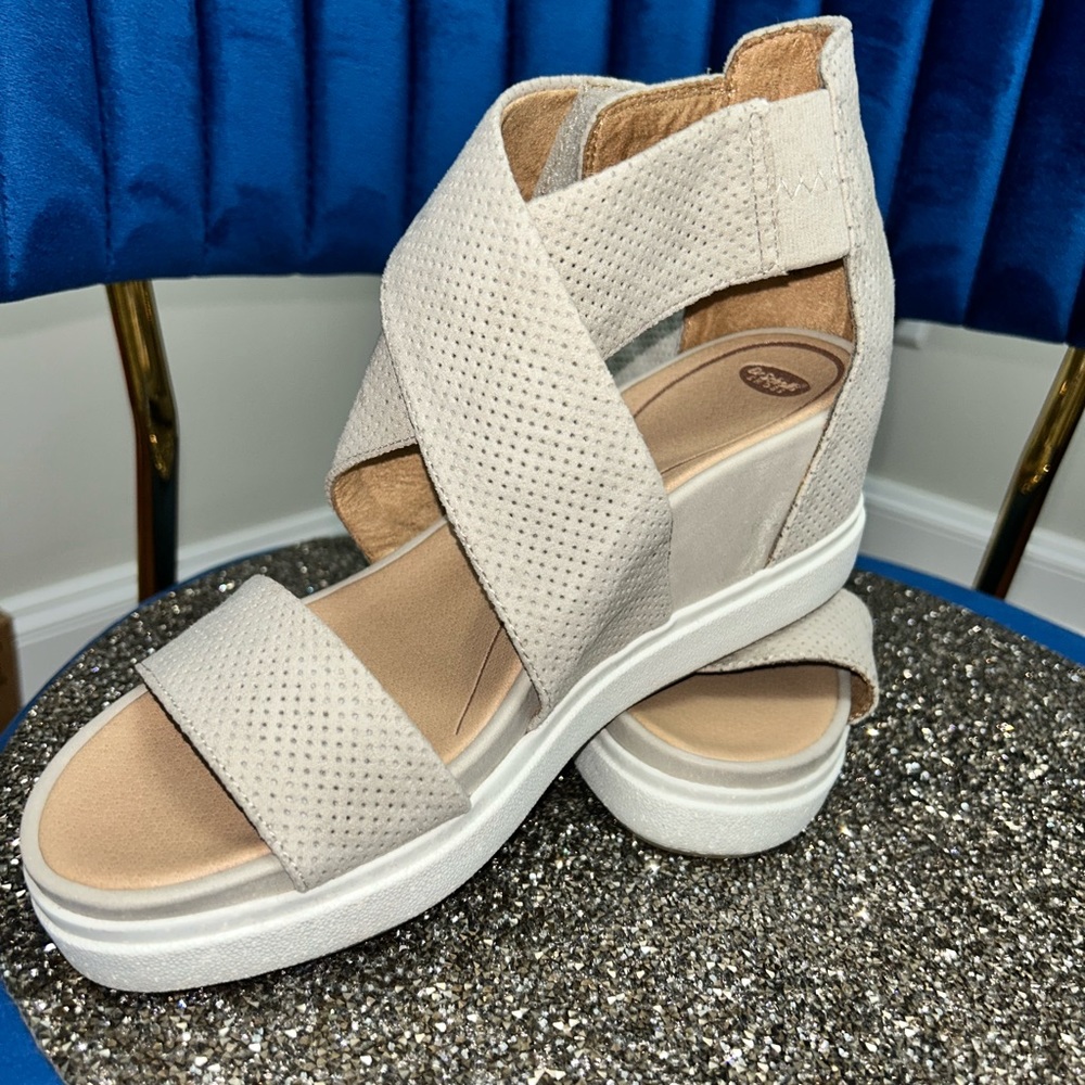 Dr. Scholl’s Golden Hour Gladiator Wedge Sandal